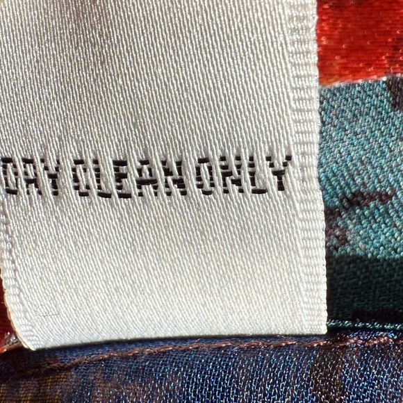 Chico's Multicolor Abstract Blouse size 16 (Chico’s size 3) - Picture 12 of 12